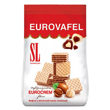 A crunchy and sweet delight for kids, or you can have it with your evening coffee. Takovo Eurovafel is made of wafers and joined with rich hazelnut flavoured chocolate cream. You can also put it as a topping on your preferred ice cream. These crunchy wafers are the perfect treat whenever you feel hungry. Order Takovo Eurovafel Cubes today and garnish dessert recipes however you like!