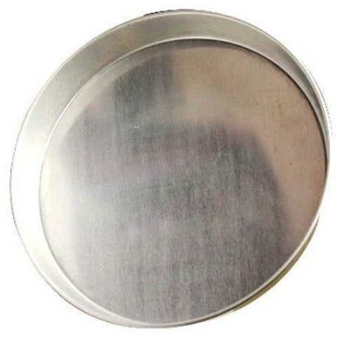 Do you love to cook dessert items and pastries? If yes, this is the best tray pan to cook your favourite dessert dishes. Akel aluminium tray is round-shaped and easy to cook in here. This tray contains zero carcinogenic material. The shape and the material of this pan also help to spread heat equally on its surface and quickly cook your food. You can also use it as a tray to serve food to your guests.