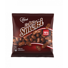 A classic delight of the Balkans! These Choco Smoki s are made with puffed peanuts and crispy chocolate coatings outside. Order this once and your kids will fall in love with these yummy munchies. You can have it with evening coffee or whenever you like. Stark Choco Smoki are rich in fibre and protein, so this package of delicious treats not only satisfy your hunger but is also nutritious for your health.